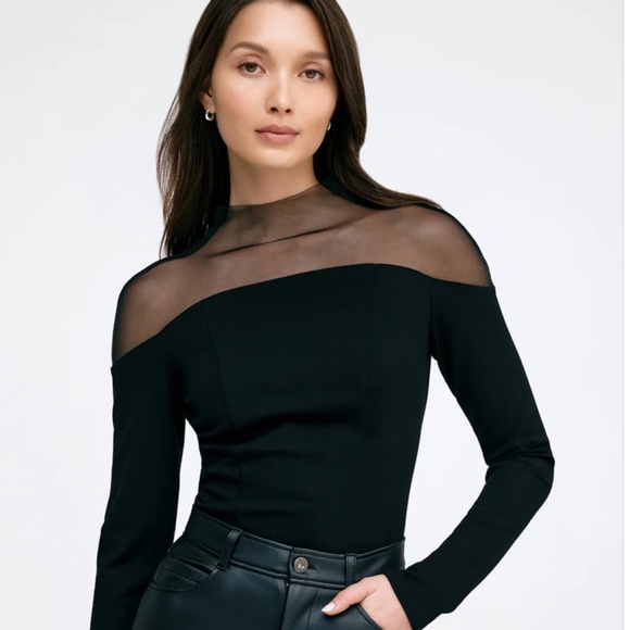 Marcella NYC Top - Picture 1 of 3